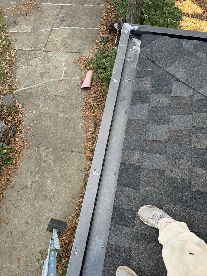 Lined box gutters